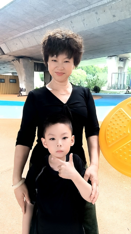 火凤凰的第二张照片--扬州认干亲服务网